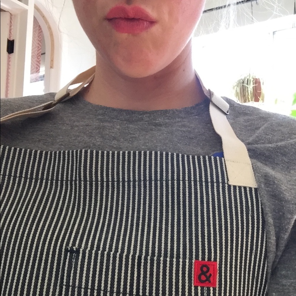 Meet your Posher, Abigail